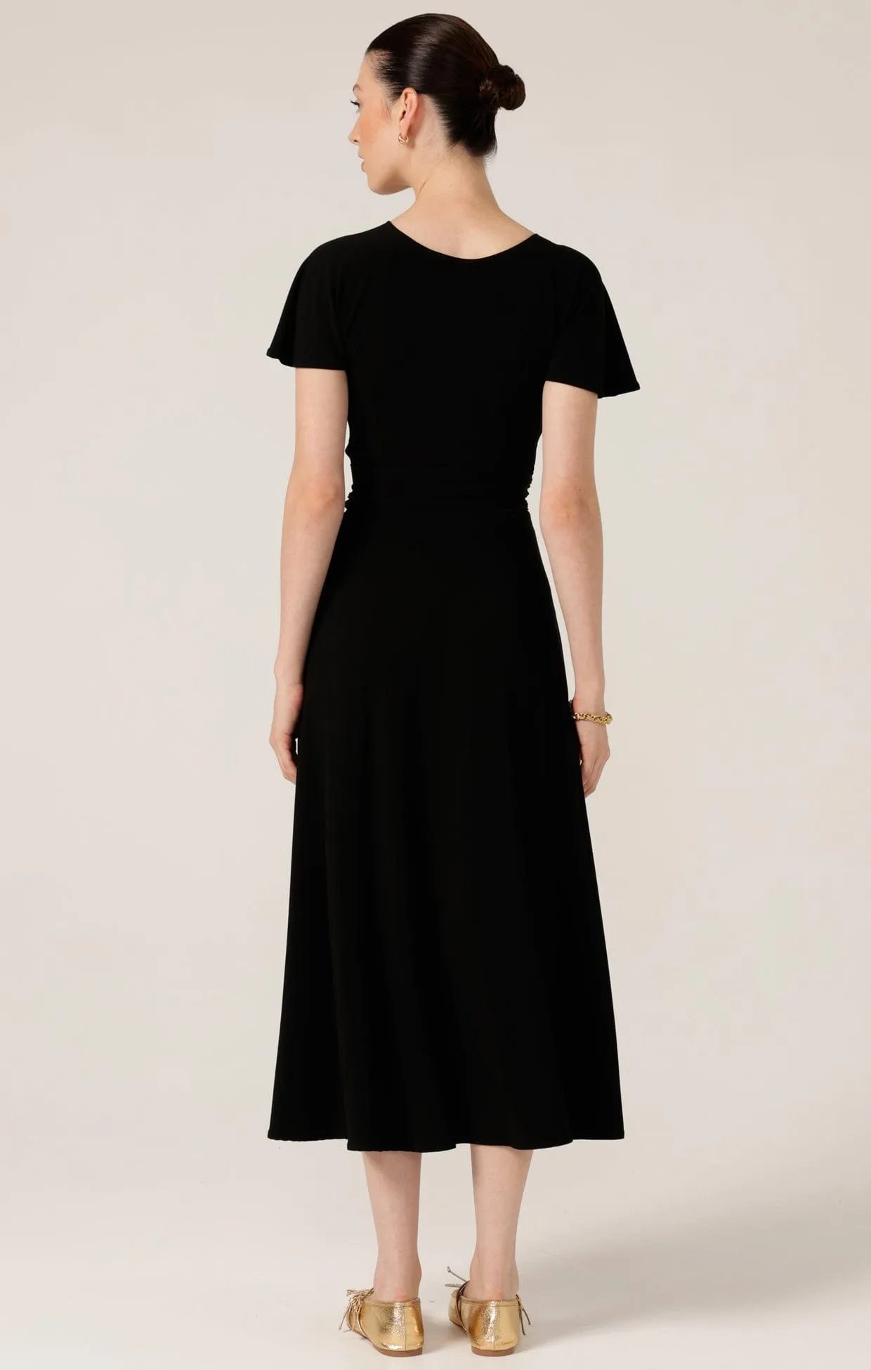 FLUTE SLEEVE REVERSE WRAP IN BLACK