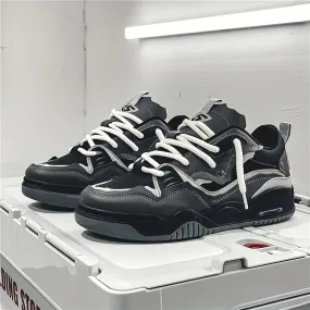 Geometric sporty sneakers - casual and trendy